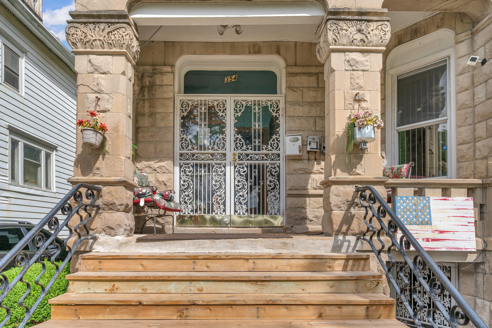 354 W Normal Parkway