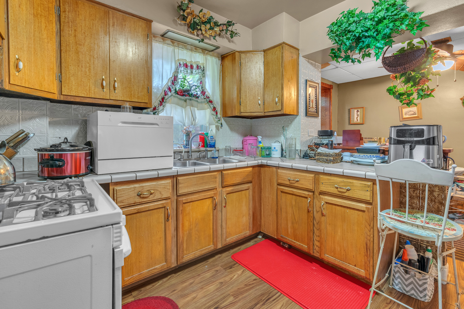 354 W Normal Parkway