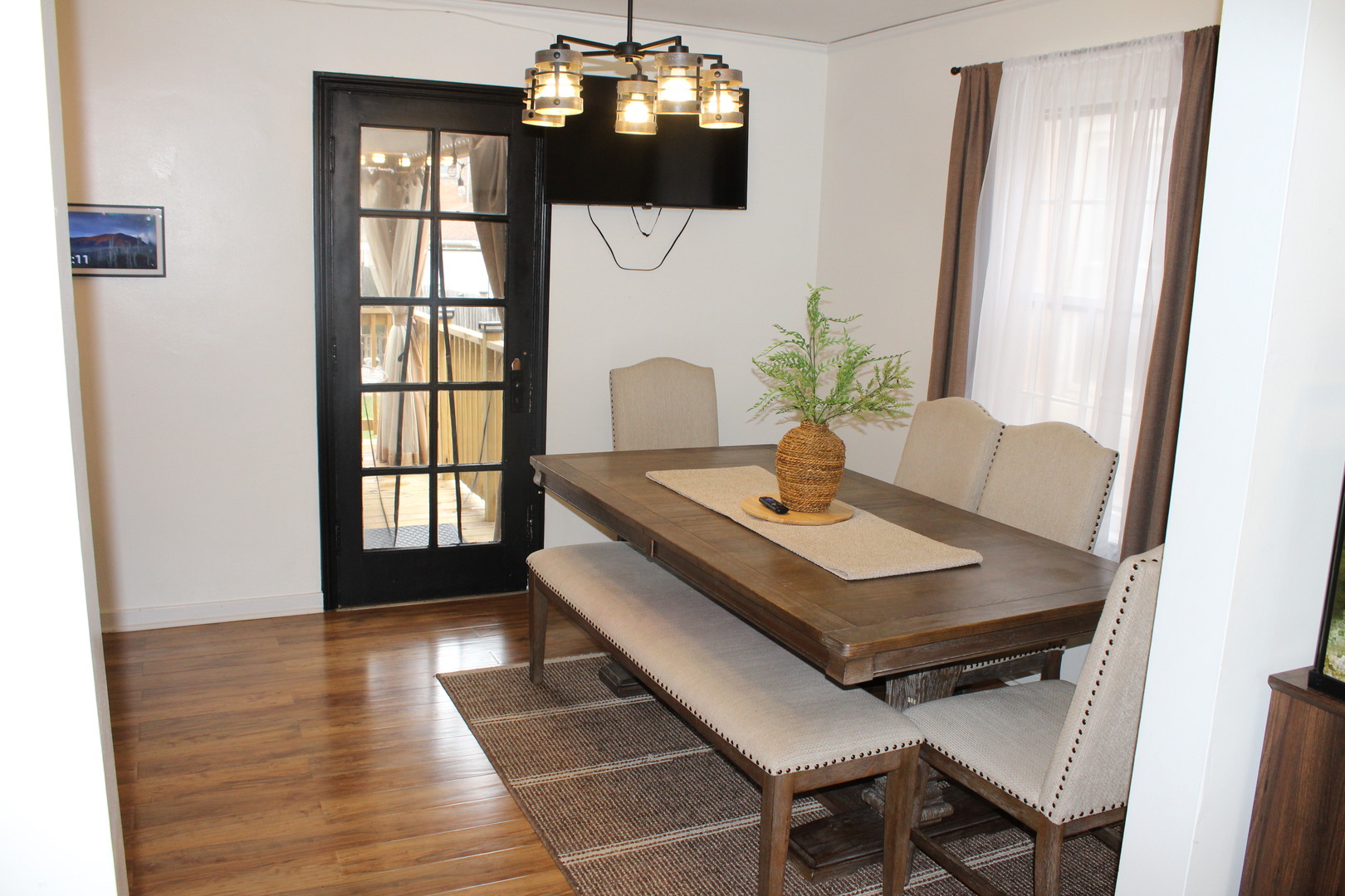 6034 S Komensky Avenue