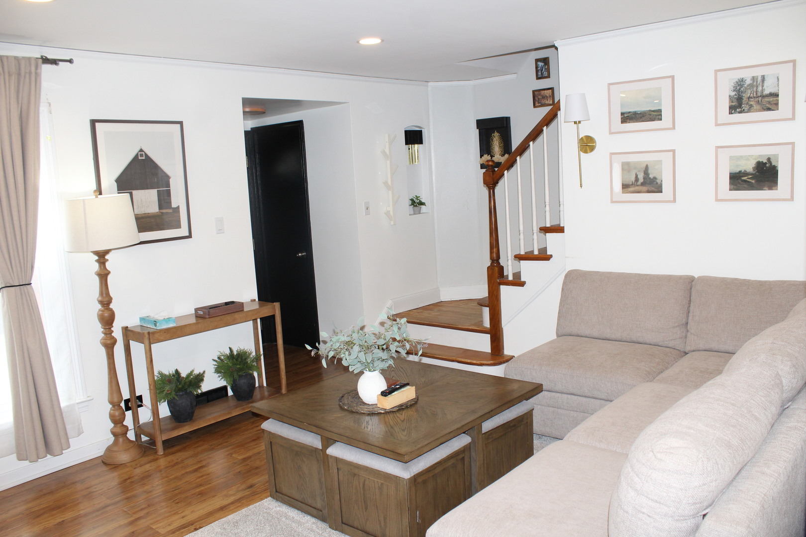 6034 S Komensky Avenue