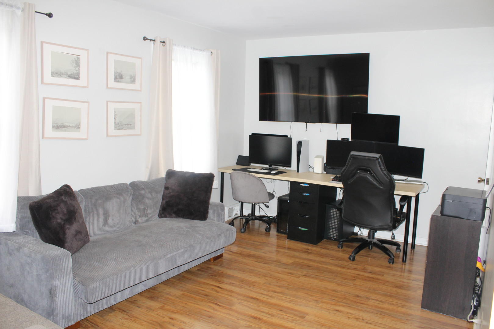 6034 S Komensky Avenue