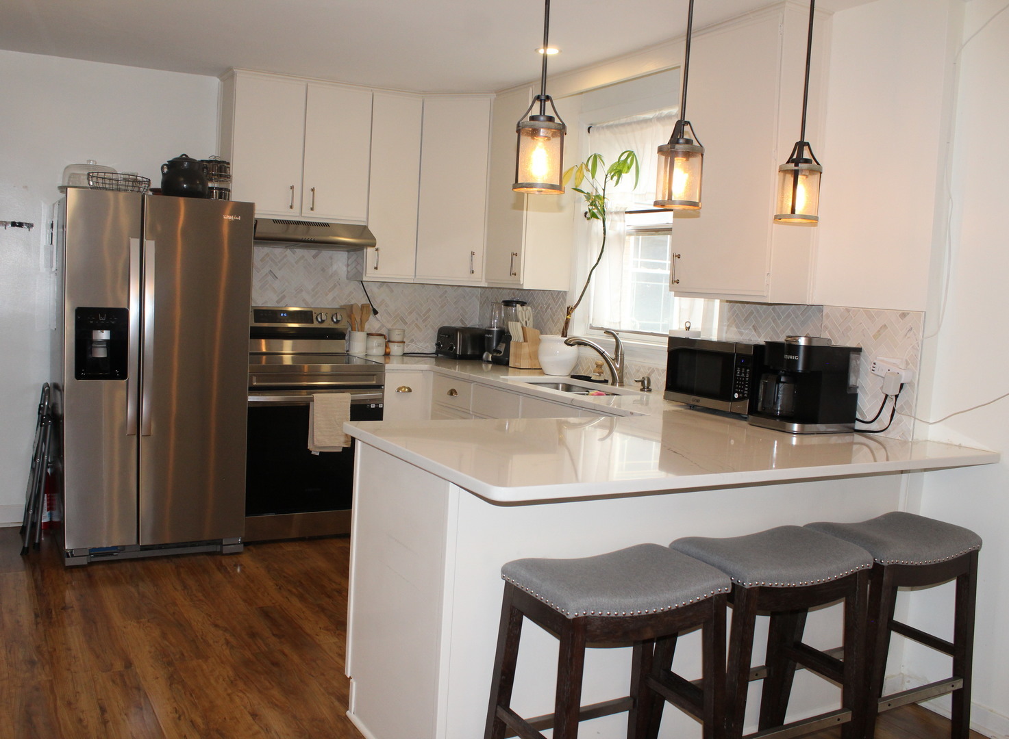 6034 S Komensky Avenue