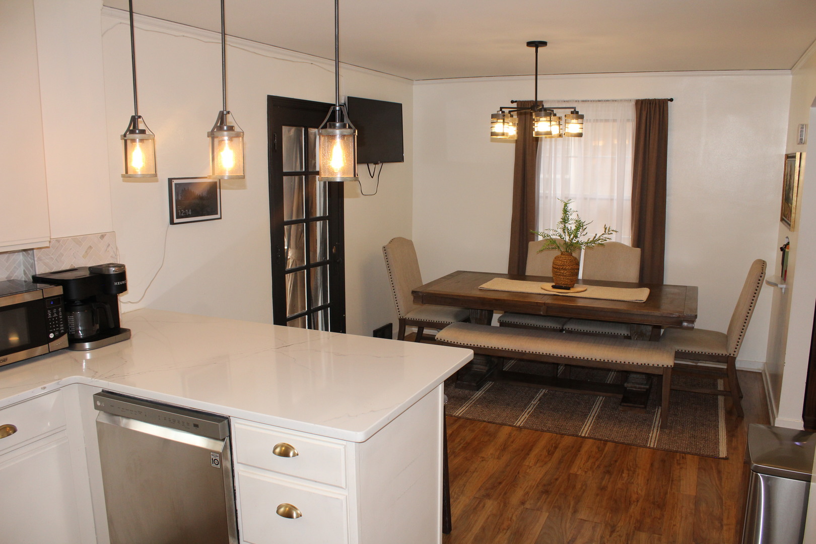 6034 S Komensky Avenue