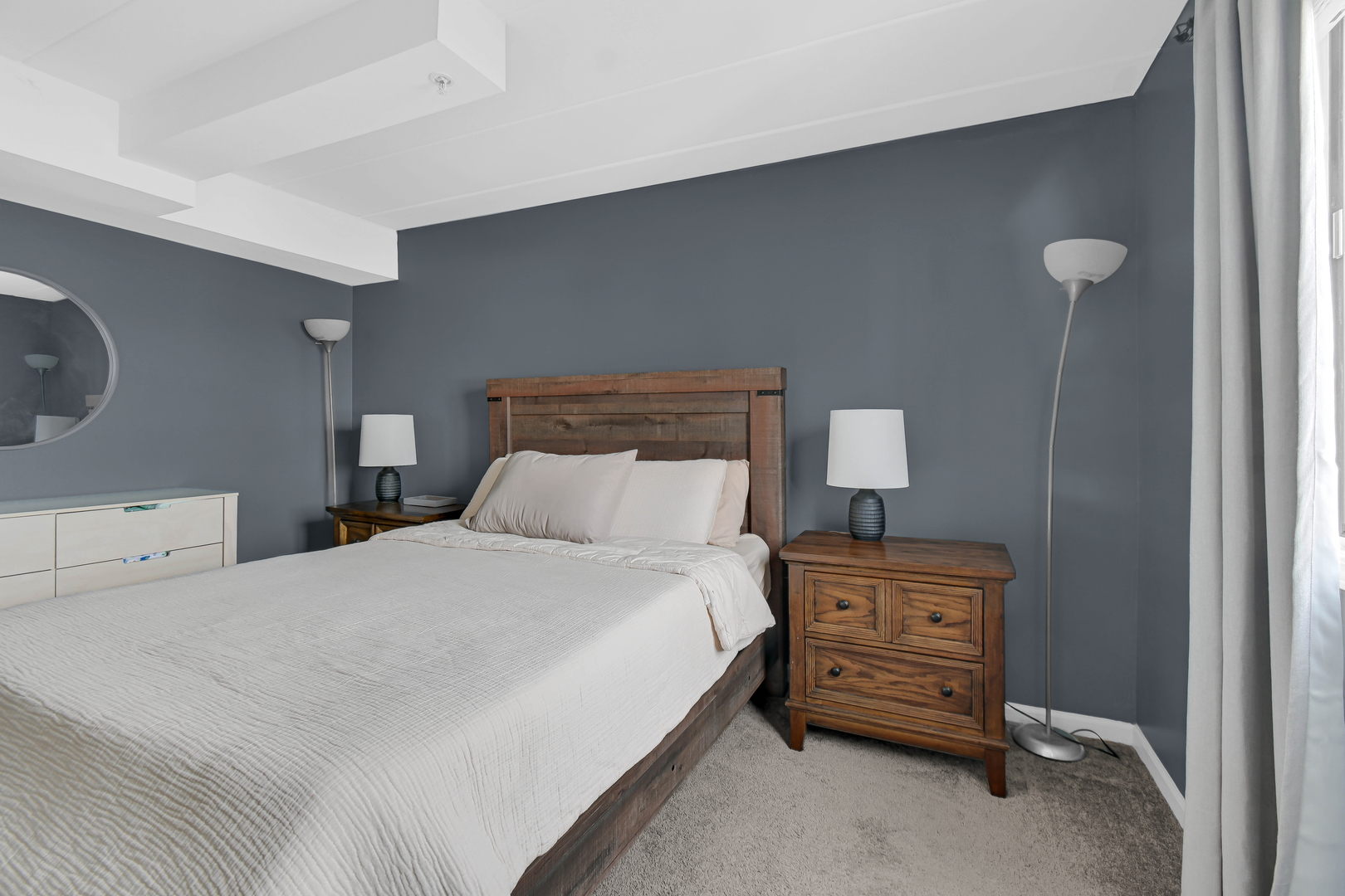 6335 175th Street Unit: 2S
