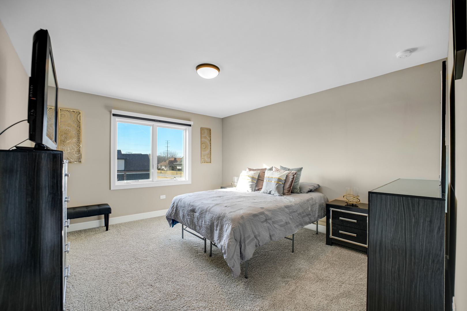 7831 NORTHWOODS Drive