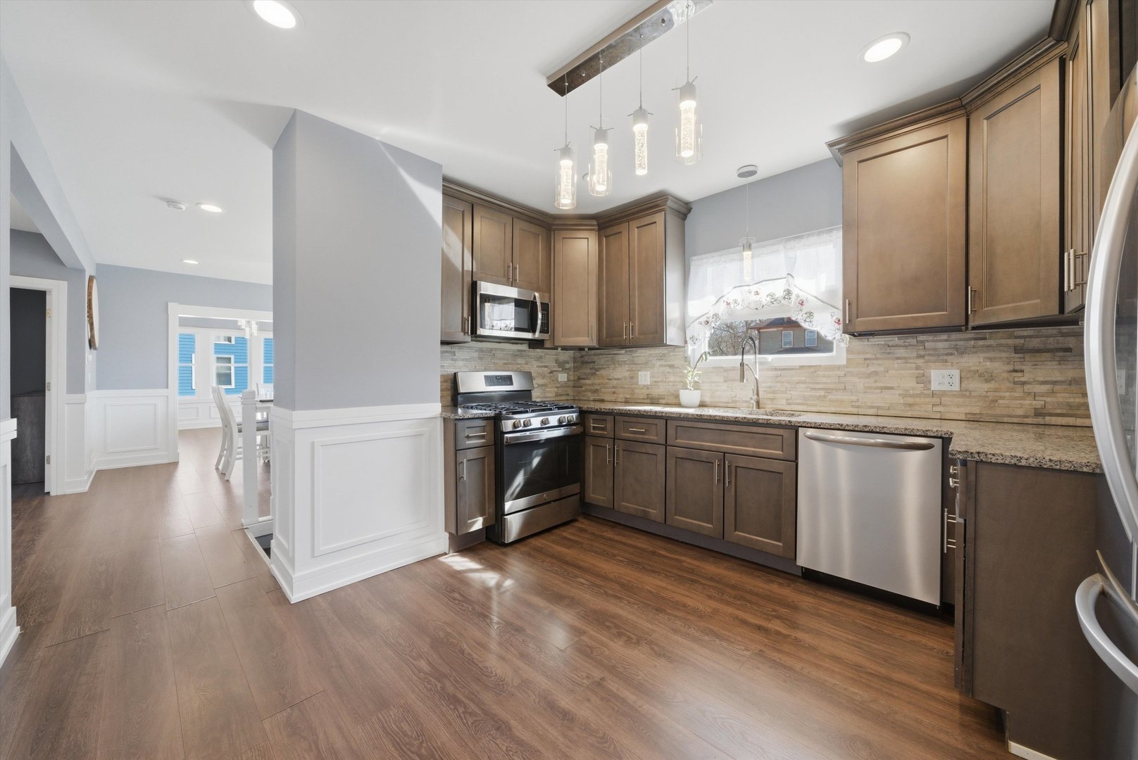 11354 S Harvard Avenue