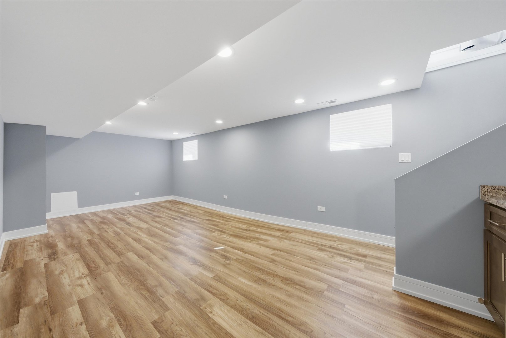 11354 S Harvard Avenue