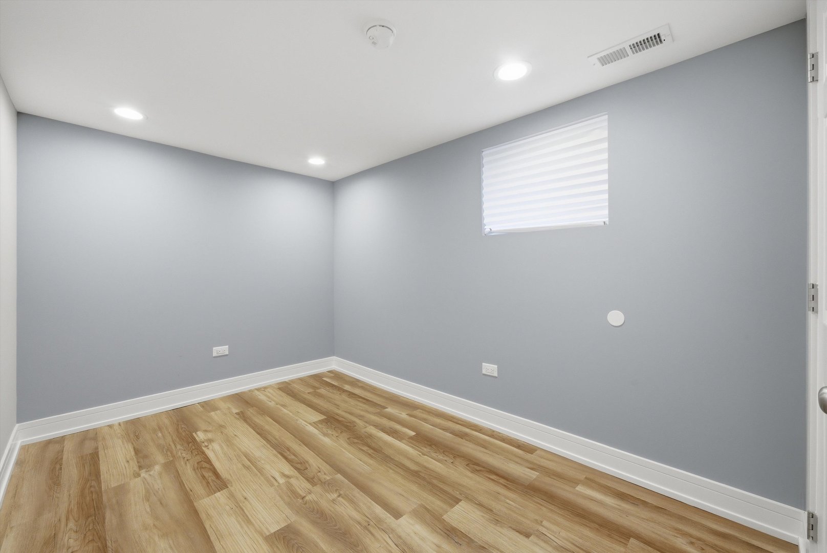 11354 S Harvard Avenue