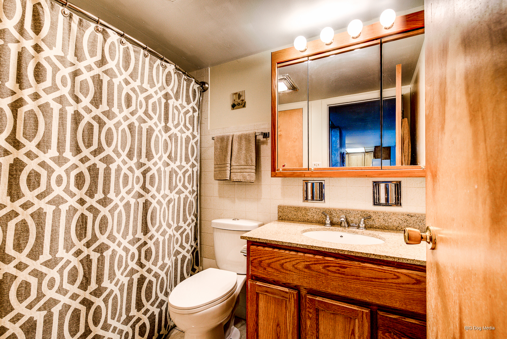 940 Holbrook Road Unit: 33B