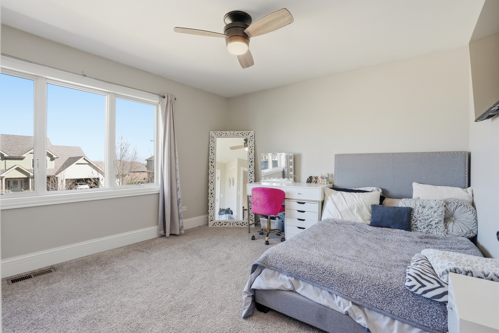 13931 W Wilderness Lakes Drive