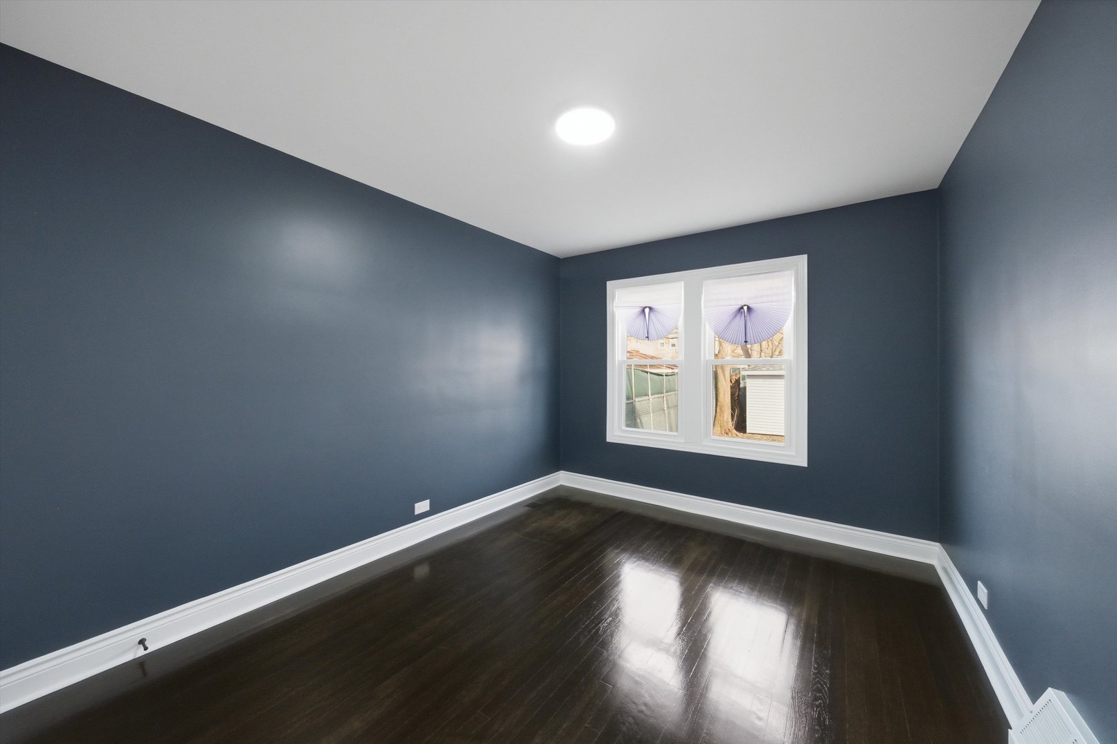 7145 S Richmond Street