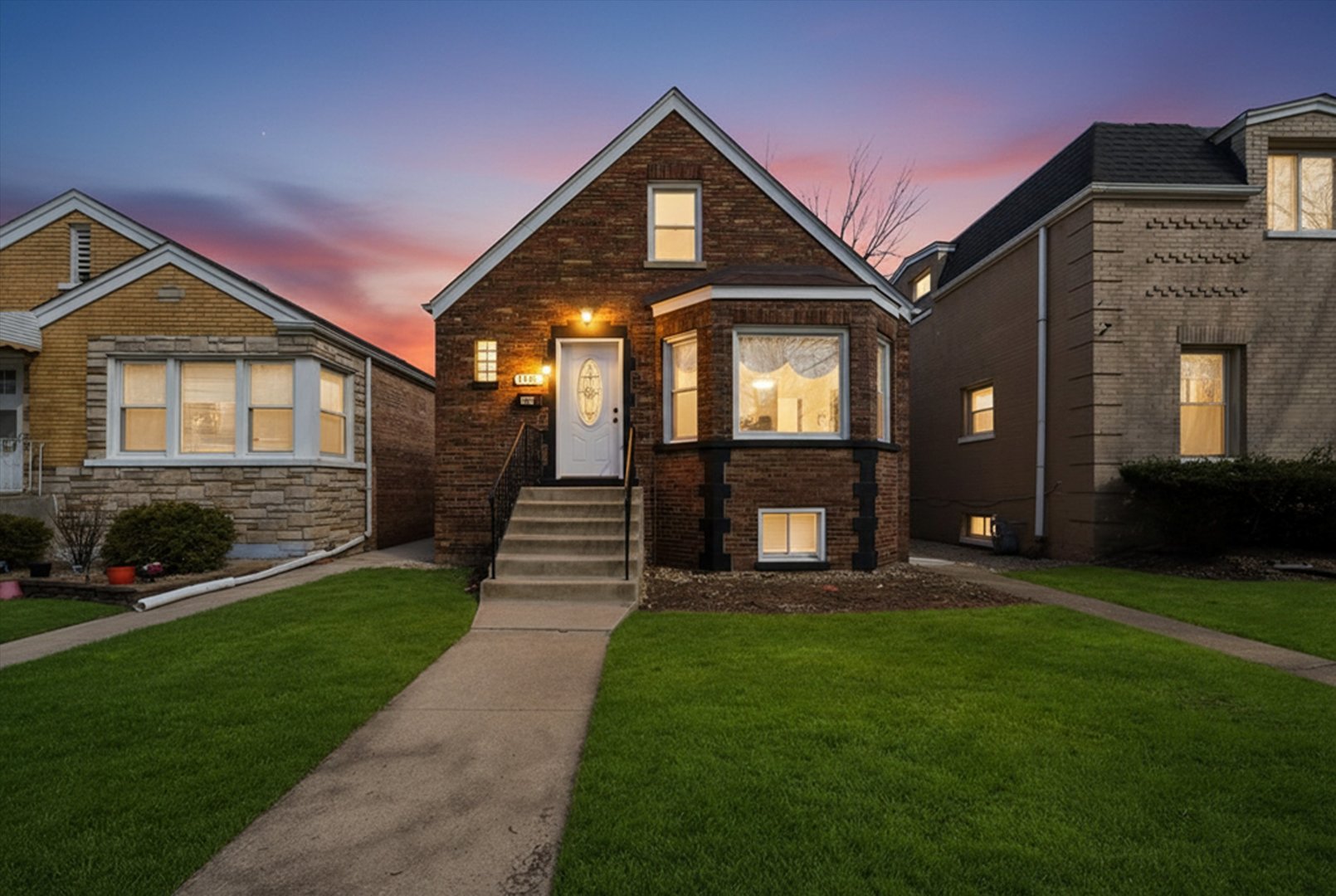 7145 S Richmond Street