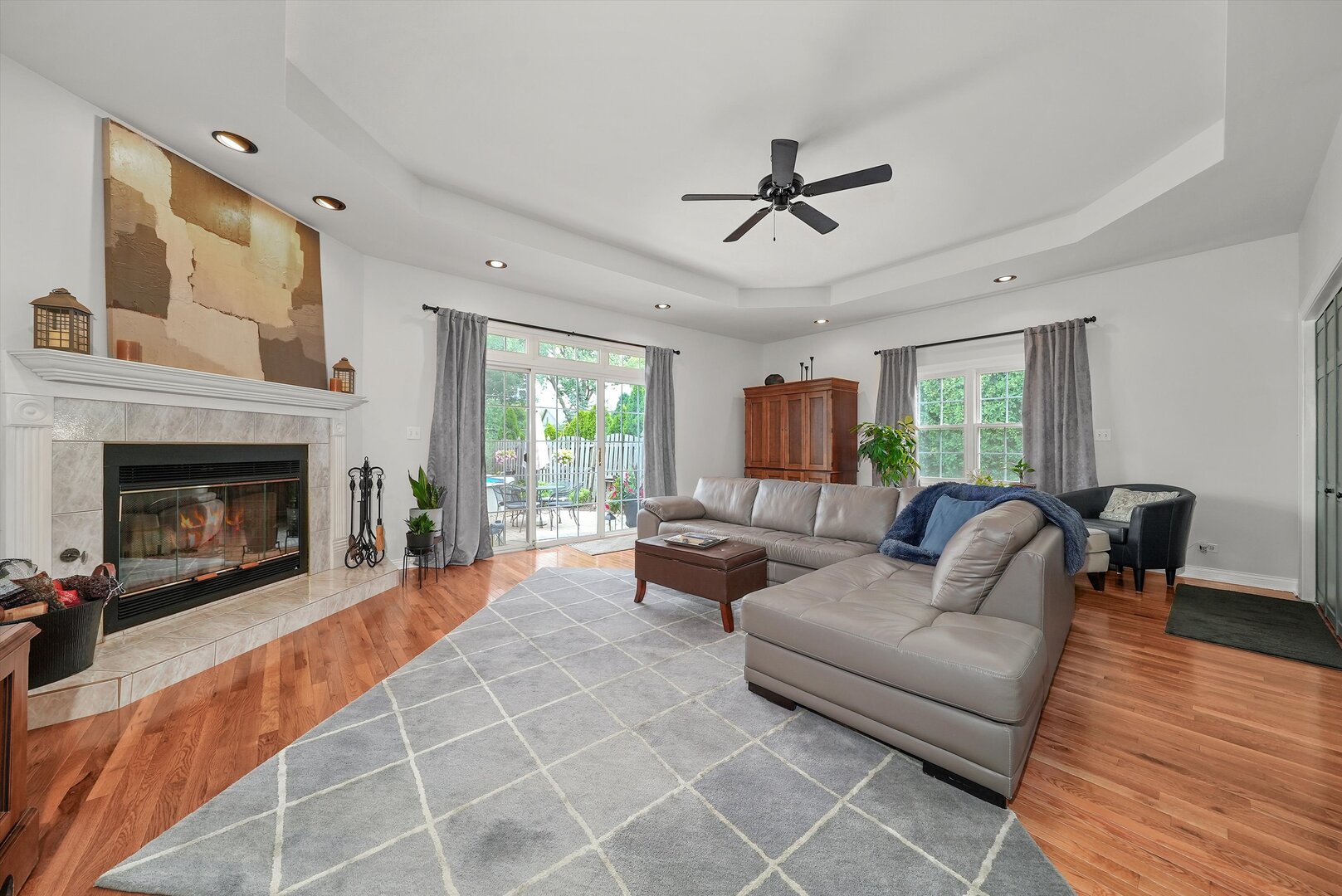 4407 Howard Avenue Unit: 2