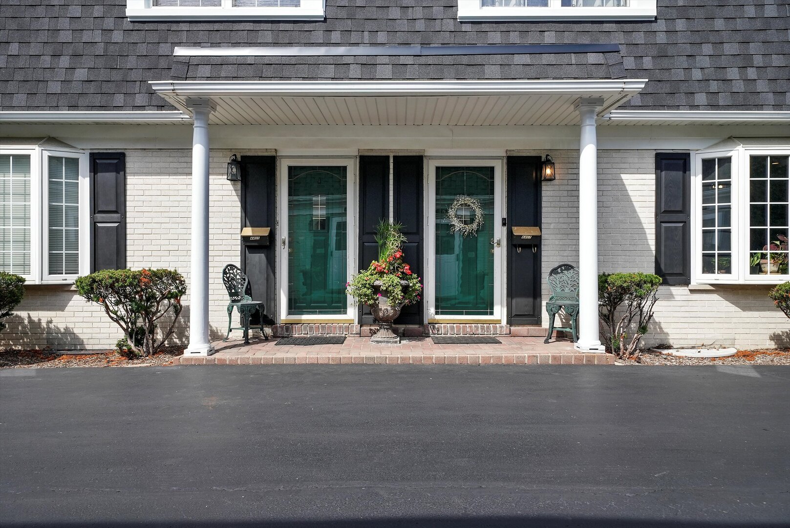 4407 Howard Avenue Unit: 2