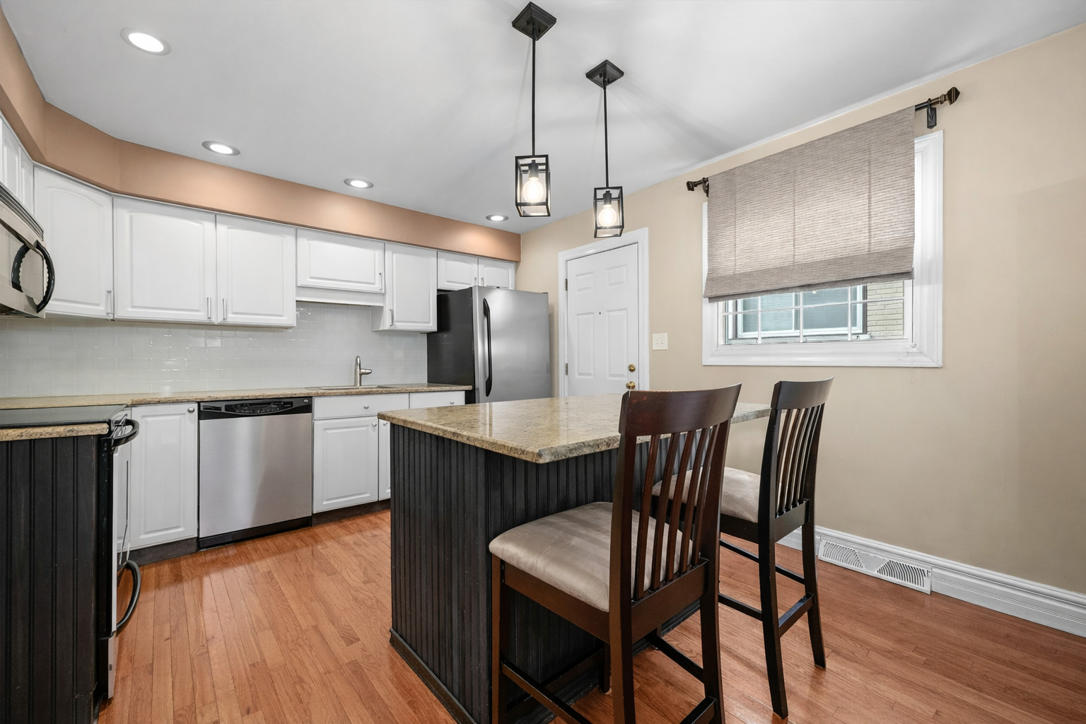 4407 Howard Avenue Unit: 2