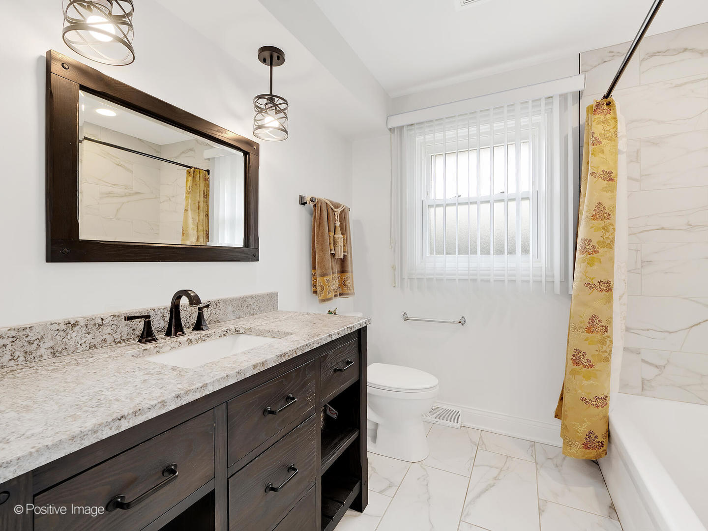 20W065 S Frontage Road