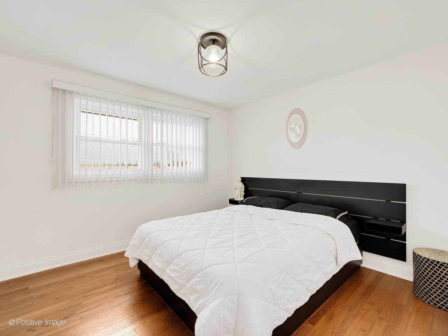 20W065 S Frontage Road