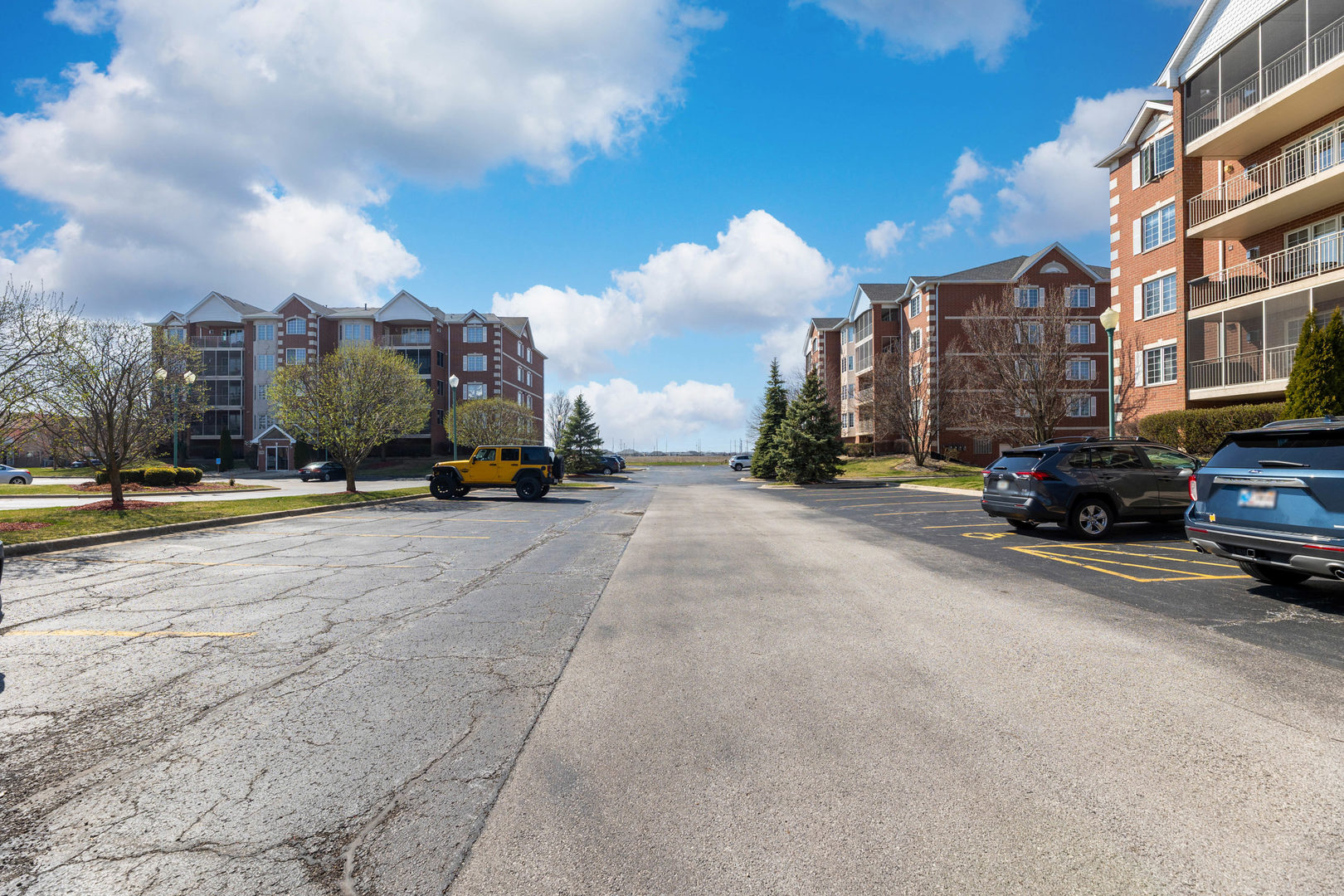 7716 Greenway Boulevard Unit: 3SE