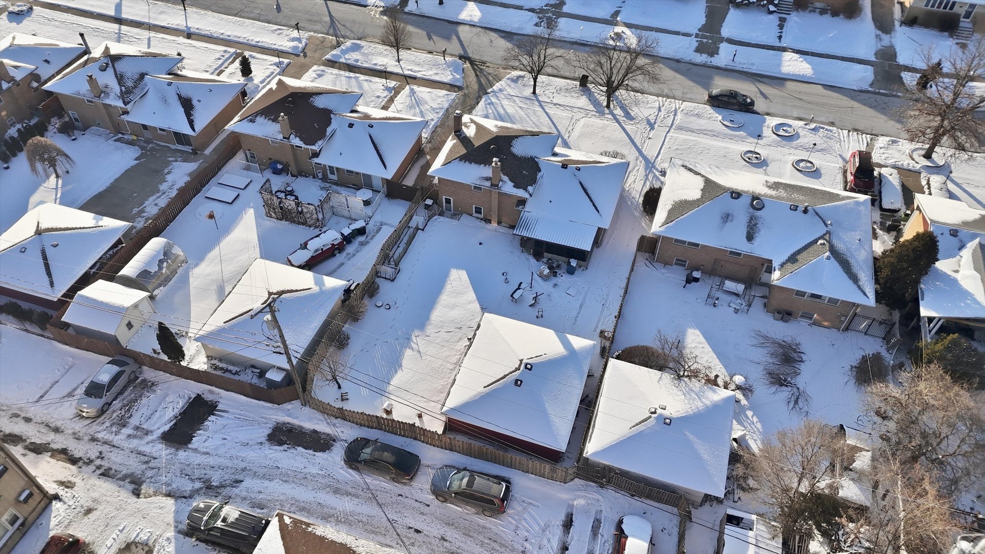 7635 S Oconto Avenue