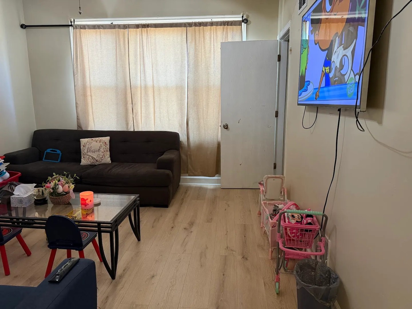 3033 S Kenneth Avenue