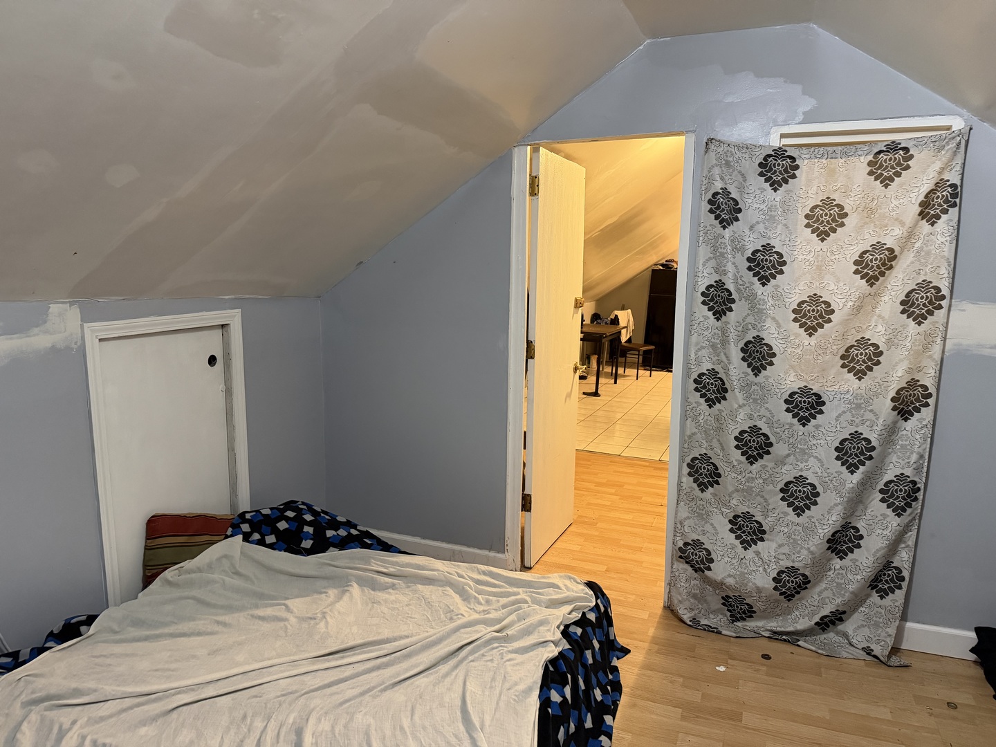 3033 S Kenneth Avenue