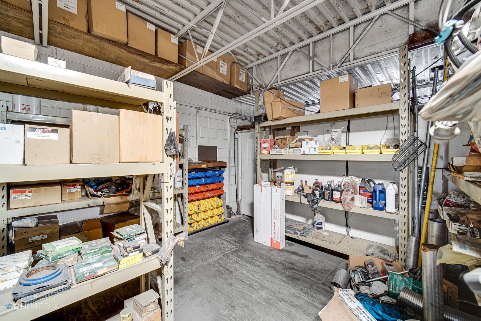 15500 VINCENNES Road