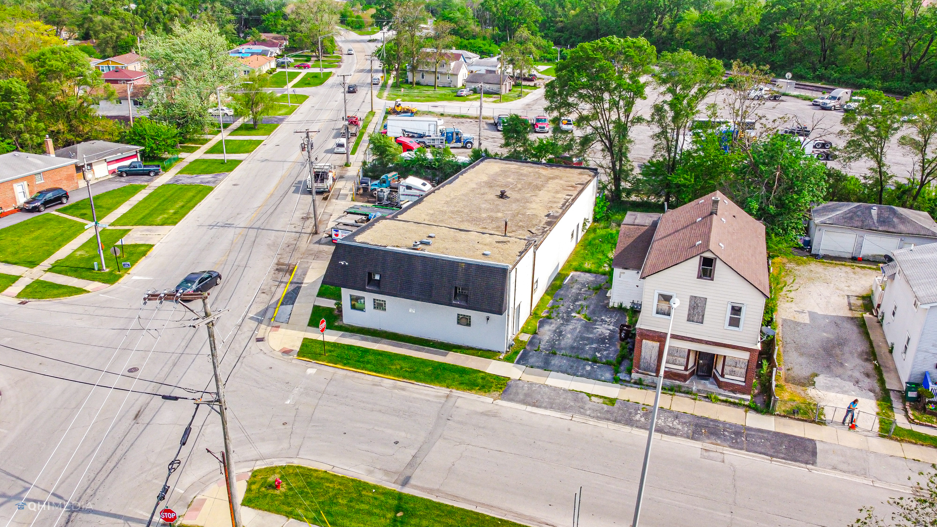 15500 VINCENNES Road