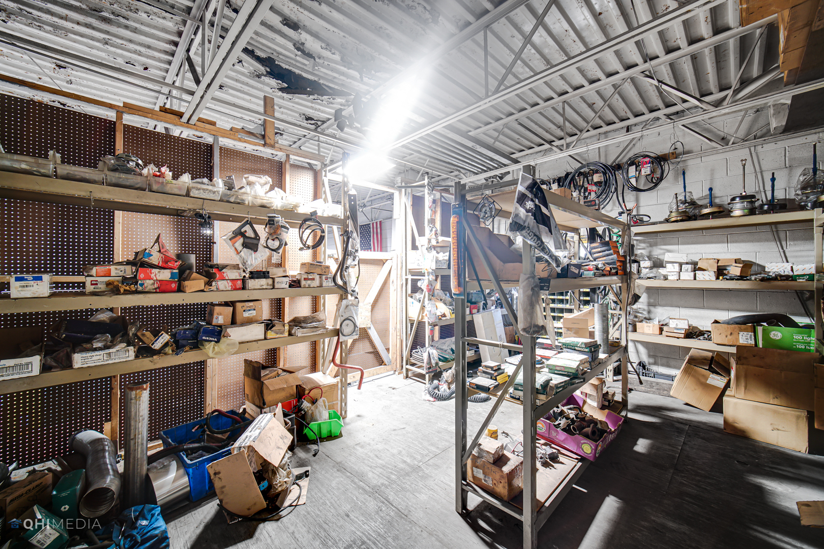 15500 VINCENNES Road