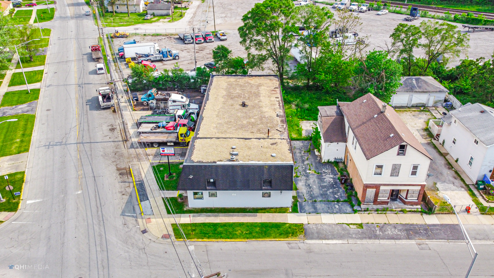 15500 VINCENNES Road