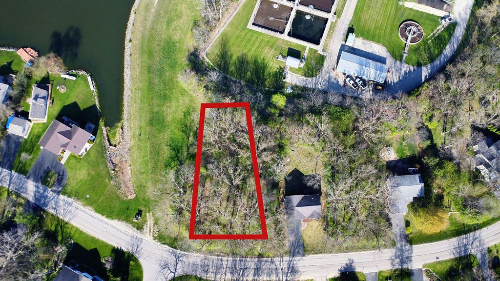 2000 Candlewick Drive SW