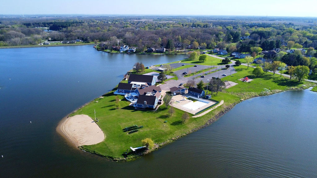 2000 Candlewick Drive SW