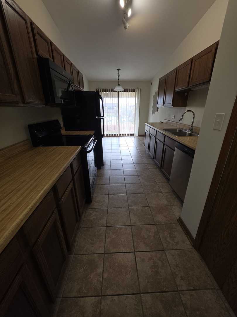 9950 Treetop Drive Unit: 340S