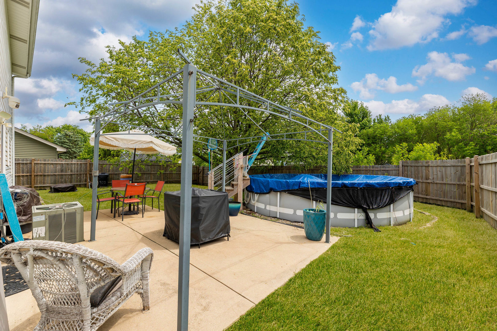 970 CAMDEN Lane