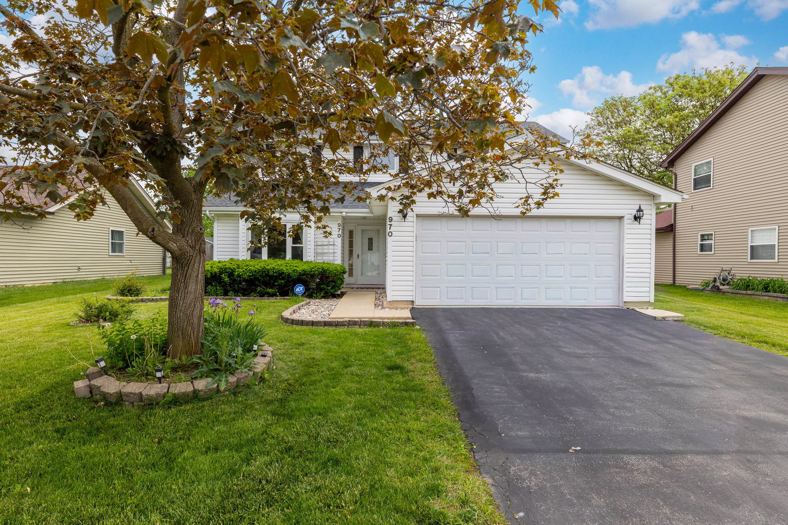 970 CAMDEN Lane