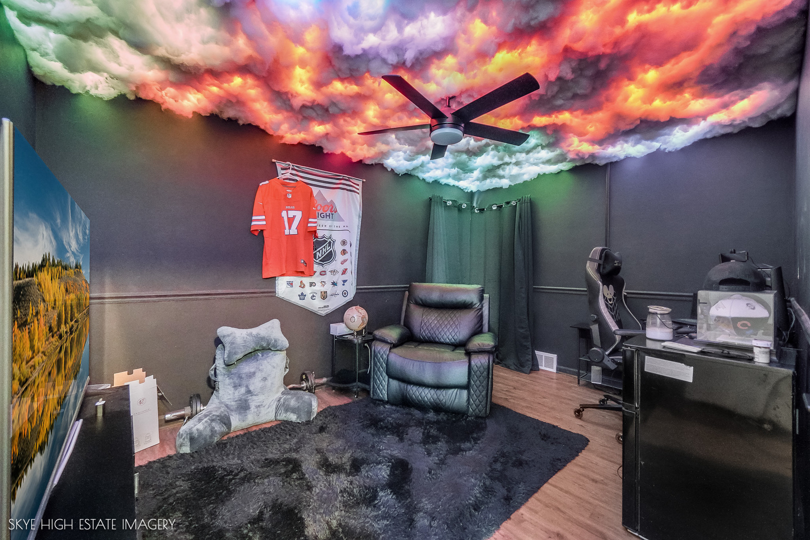 1205 N PRAIRIE Avenue