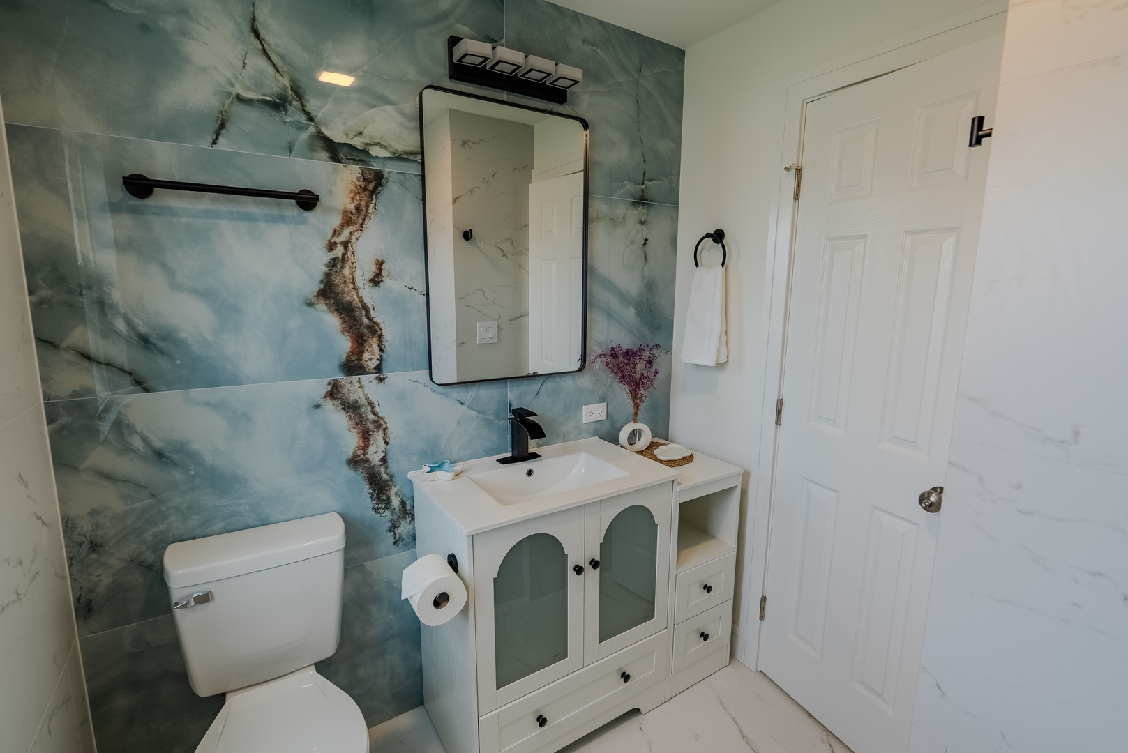 10101 Belmont Avenue