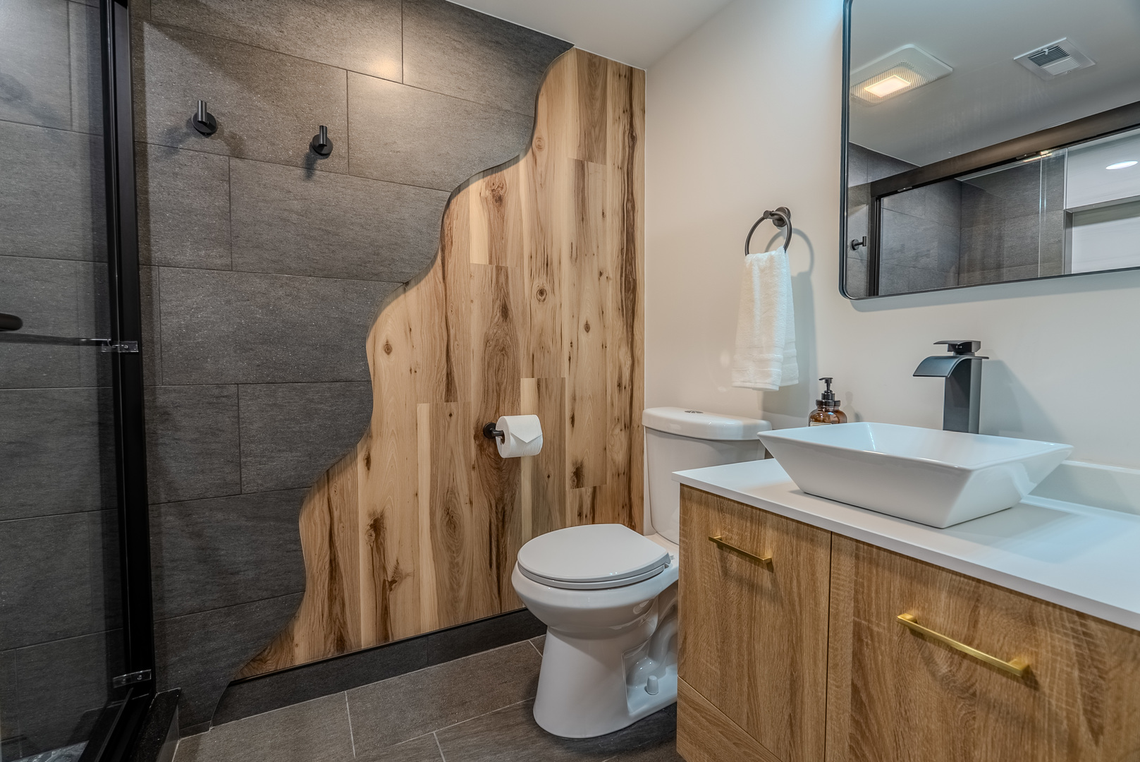 10101 Belmont Avenue