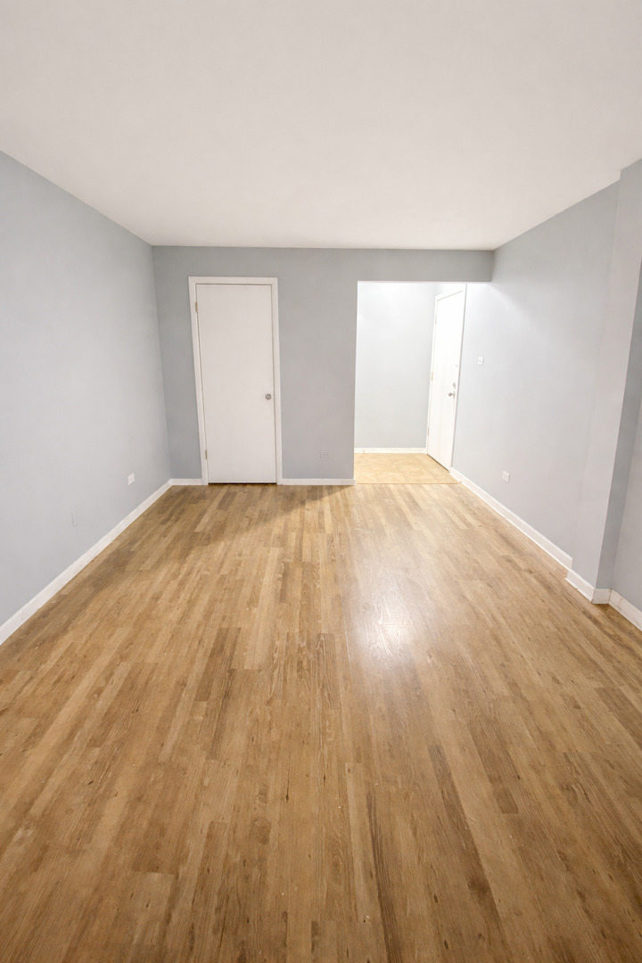 5739 129th Street Unit: 1B