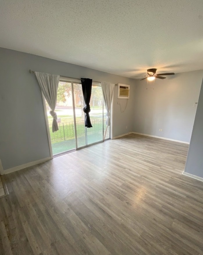 5739 129th Street Unit: 1B