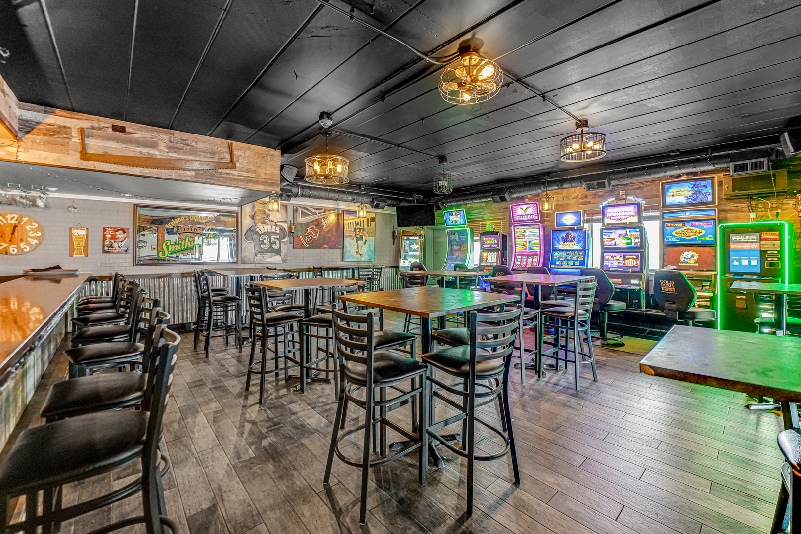 6906-6908 111th Street