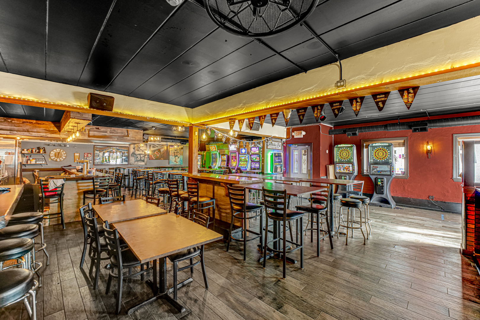 6906-6908 111th Street