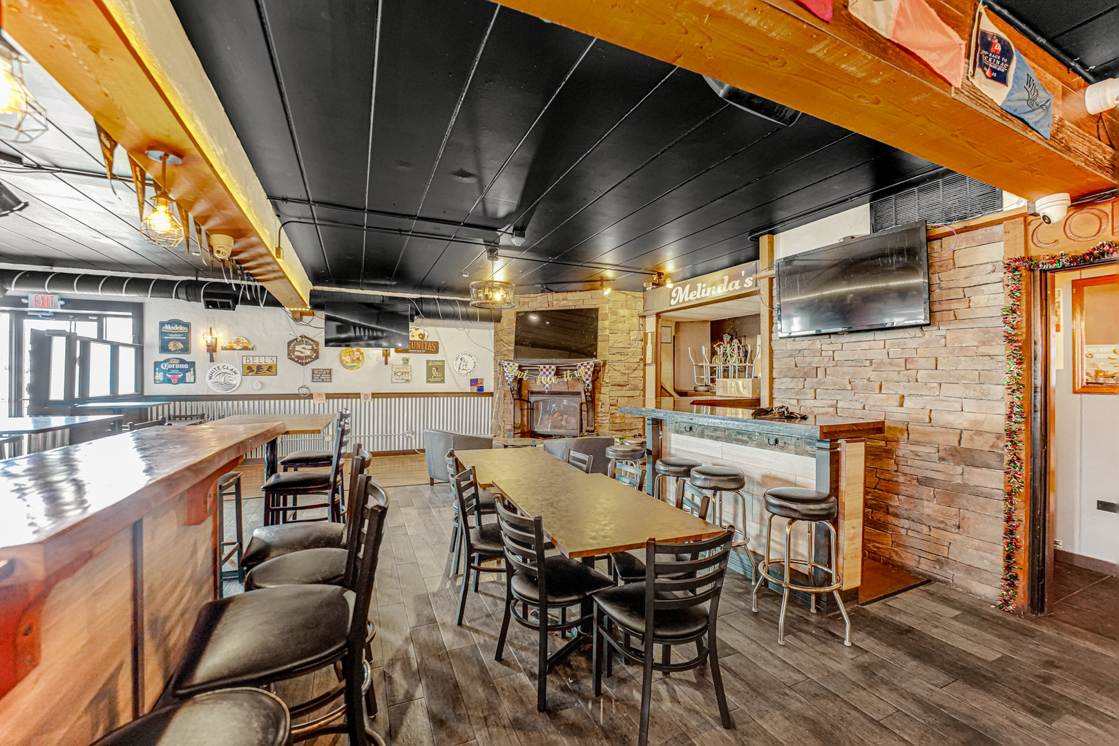 6906-6908 111th Street