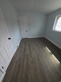 15313 Marshfield Avenue