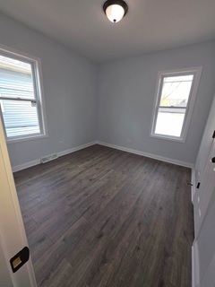 15313 Marshfield Avenue