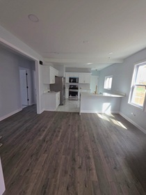 15313 Marshfield Avenue