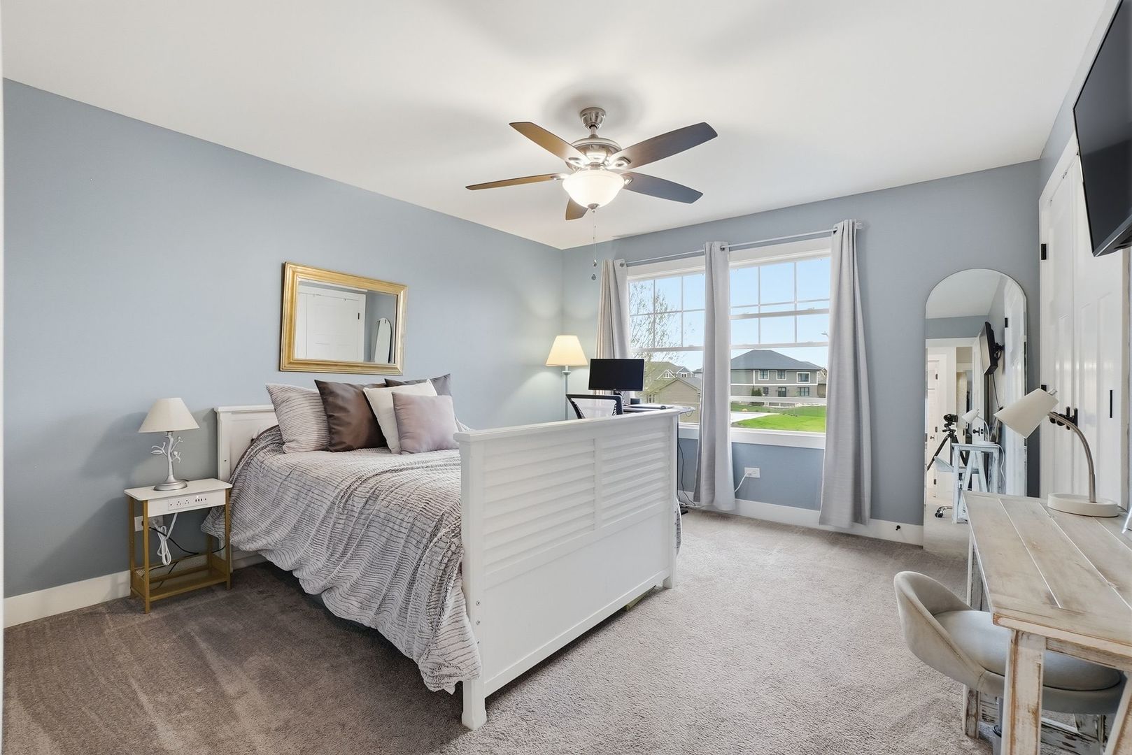 13924 W Wilderness Lakes Drive