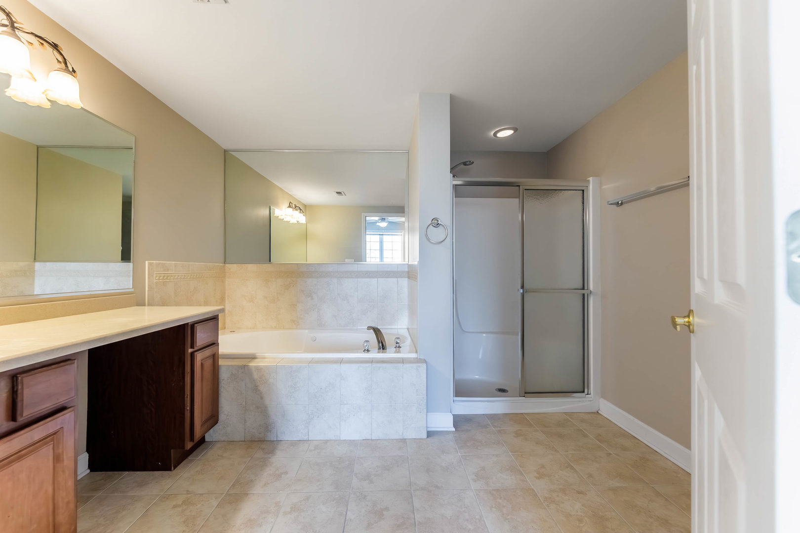 7716 Greenway Boulevard Unit: 3SE