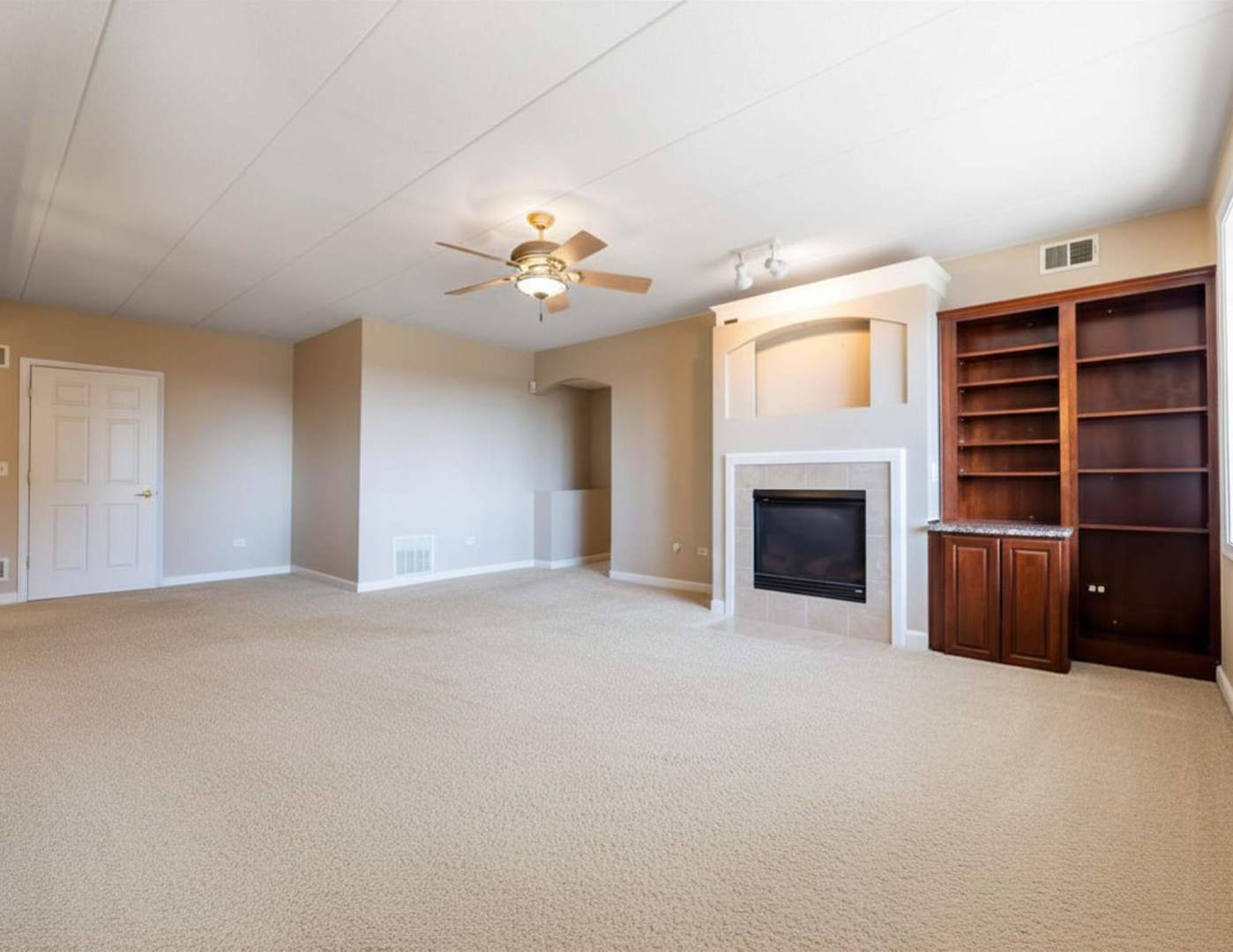 7716 Greenway Boulevard Unit: 3SE