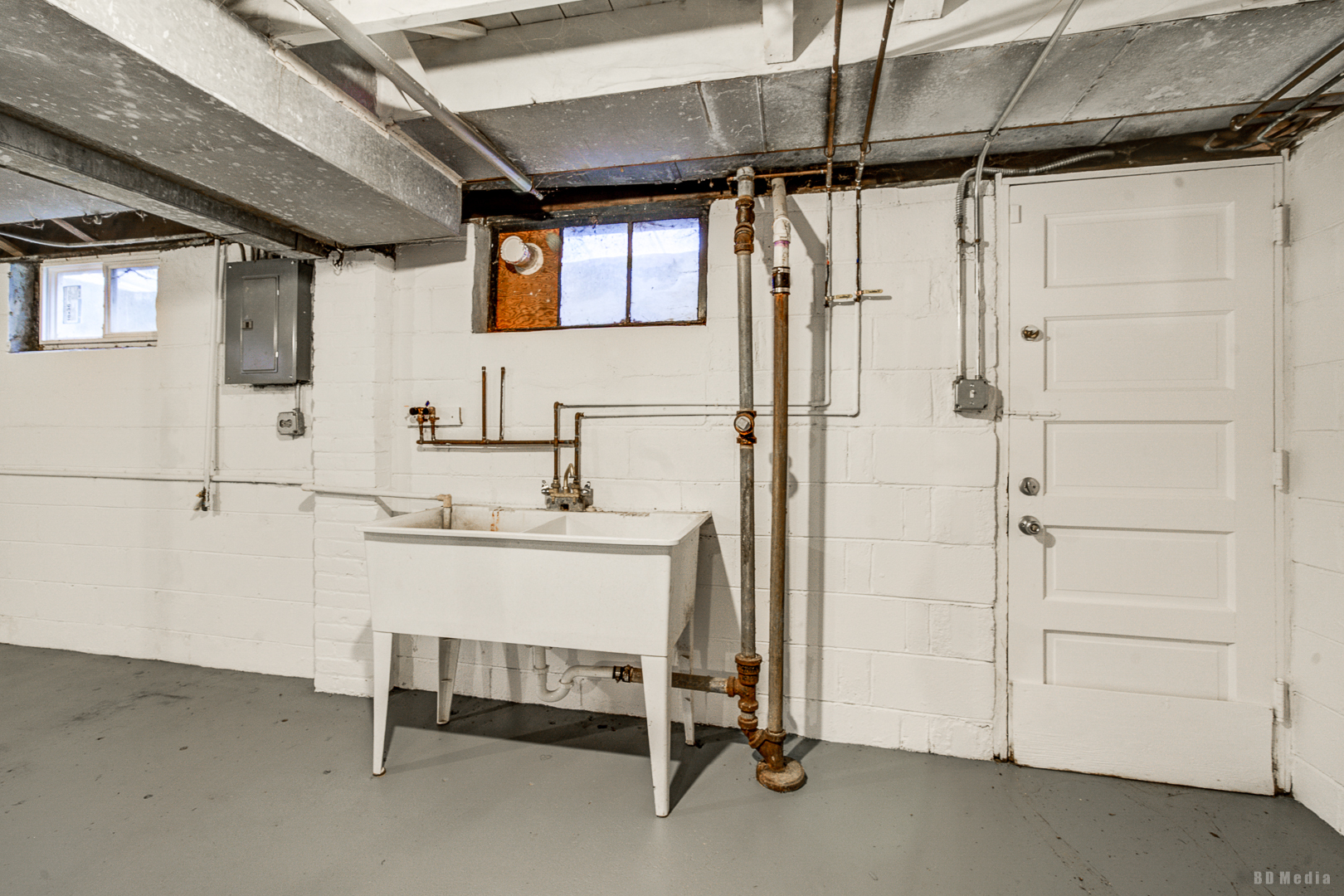 1115 Campbell Avenue