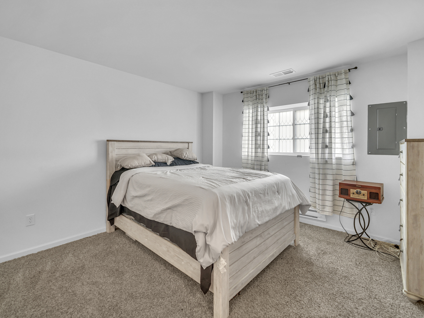 2151 Sassafras Way Unit: B